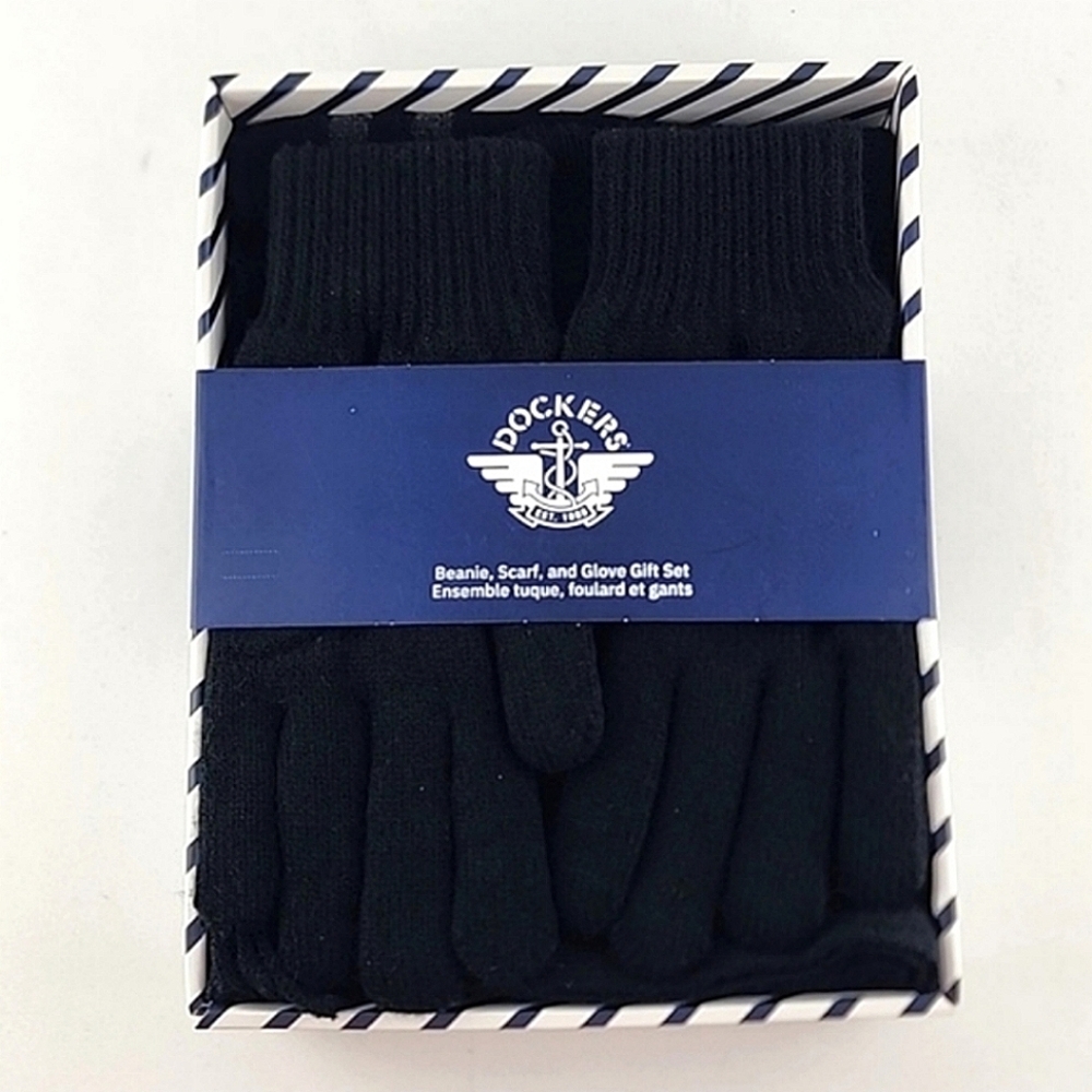NWT Dockers Men's Black Knit 3 Piece Box Gift Set Hat Gloves Scarf